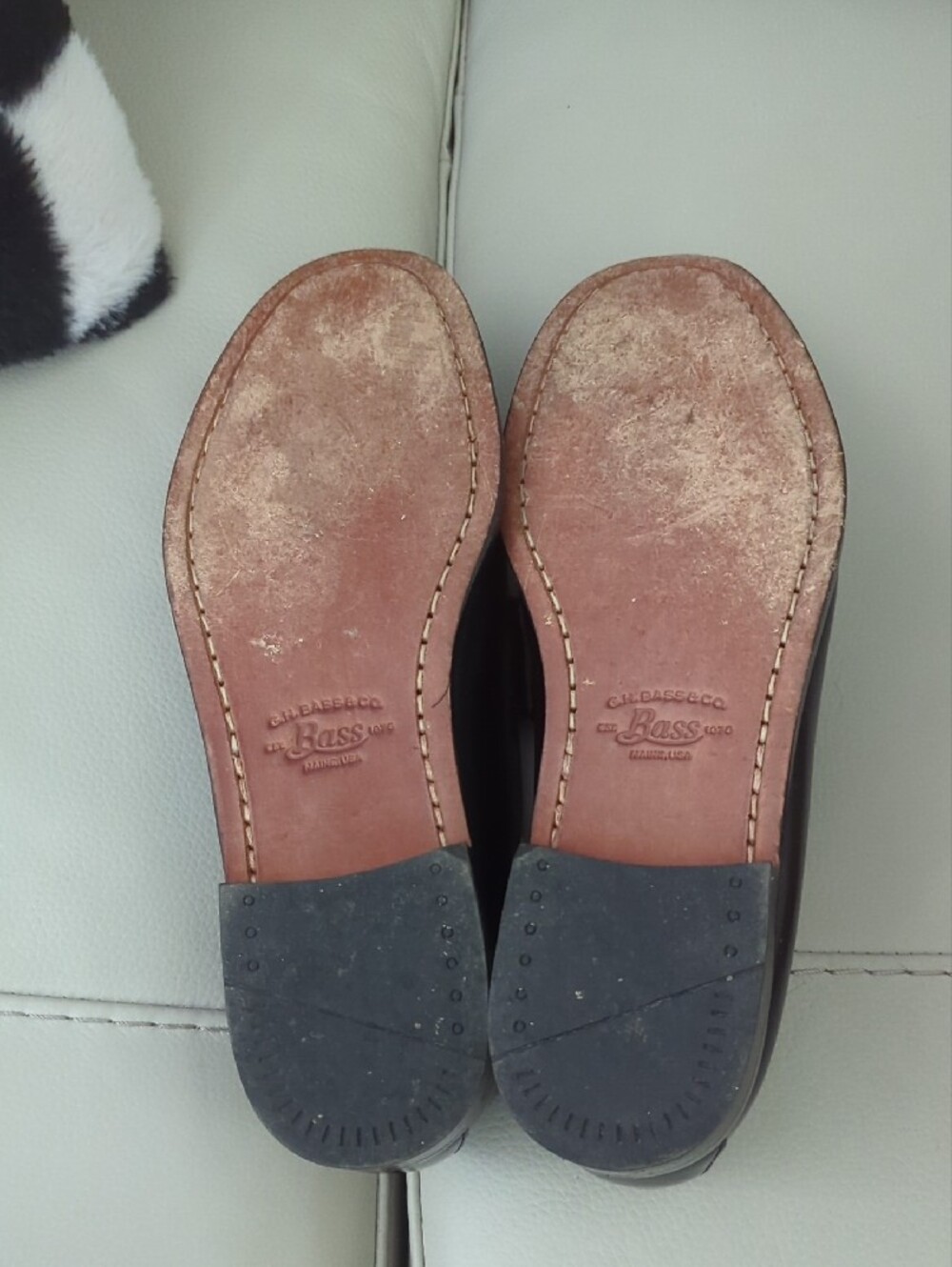 G.H. Bass & Co. Men’s Black Leather Penny Loafers - Picture 7 of 15